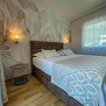 아파트 Luxury With Pool Kaštela