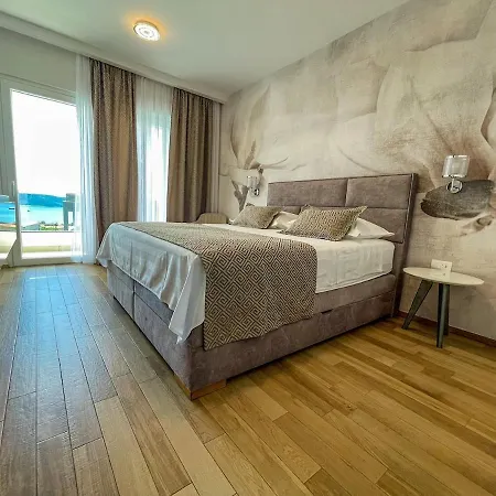 Apartmán Luxury With Pool *